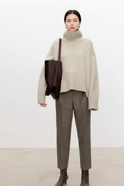 Vittoria - Elegante e accogliente: maglione da donna in lana spessa e calda