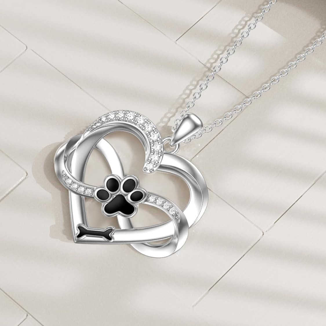 Collana Infinity Heart & Paw in argento sterling 925 con zirconi