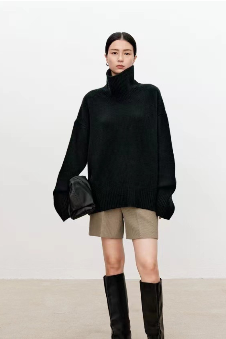 Vittoria - Elegante e accogliente: maglione da donna in lana spessa e calda