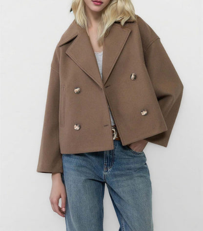 ALESSANDRA - Versatile cappotto corto a doppio bottone